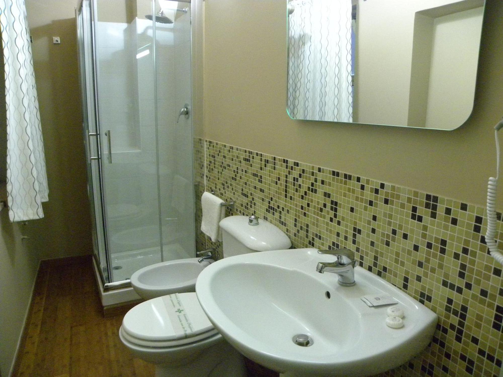 B&B Residenza Umberto Catánia Buitenkant foto