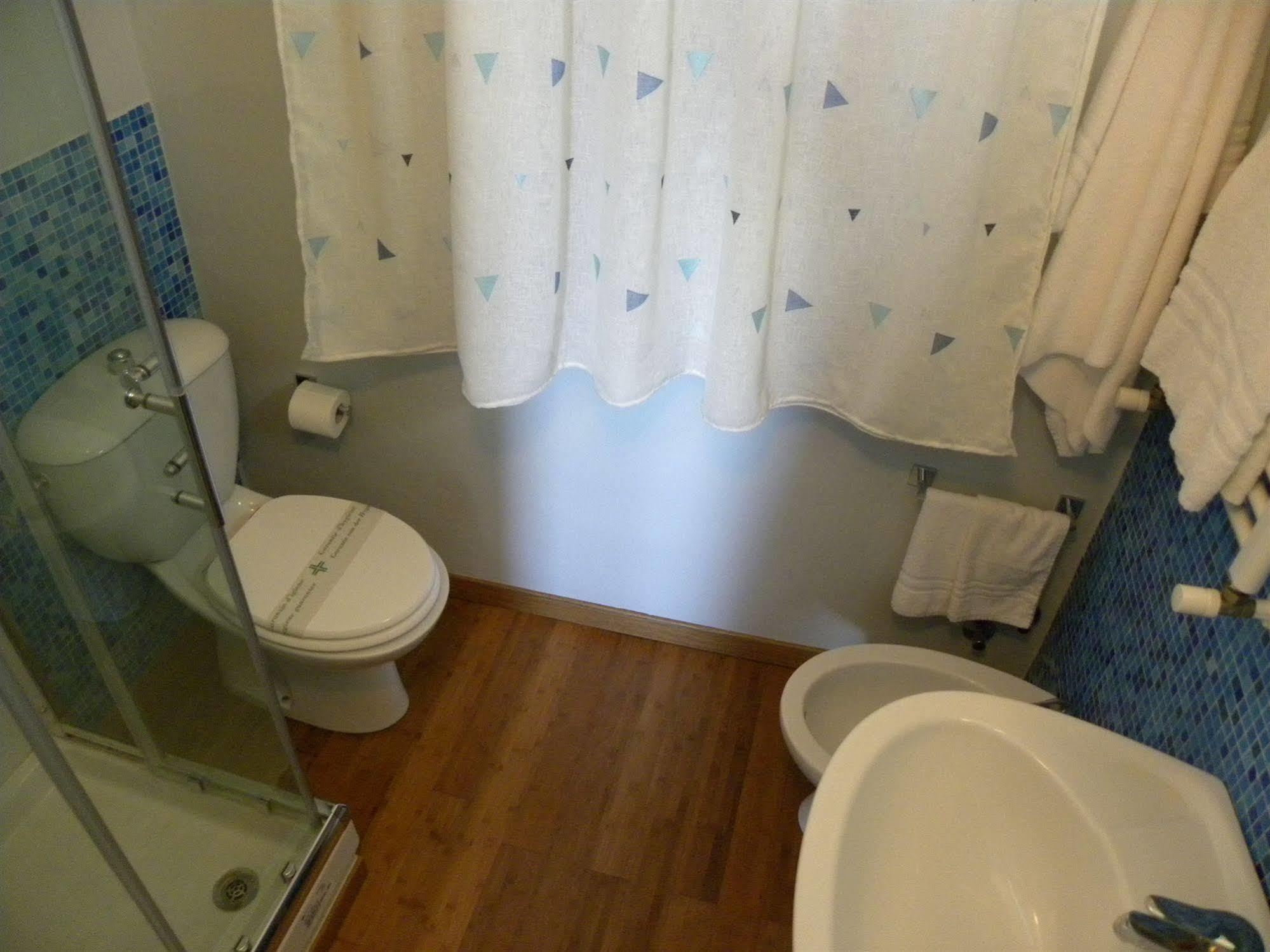 B&B Residenza Umberto Catánia Buitenkant foto